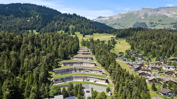 LAAX – Exklusiver Zweitwohnsitz mit herrlichem Garten, traumhaftem Bergpanorama & Ski-in/Ski-out 11