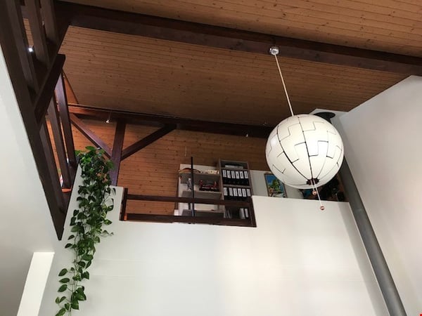 Helle 3,5-Zimmer Wohnung mit grosszügiger Galerie und Cheminée 5