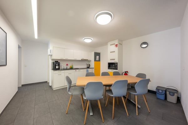 Geräumiges 2-Zimmer-Büro im 2. OG in Visp – ab November 2026 zu vermieten 8