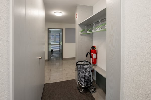 Geräumiges 2-Zimmer-Büro im 2. OG in Visp – ab November 2026 zu vermieten 3