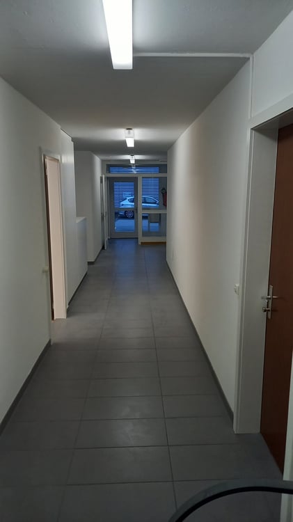 Büro oder Praxisräume an zentraler Lage, sowie Archiv und Lagerräume 8