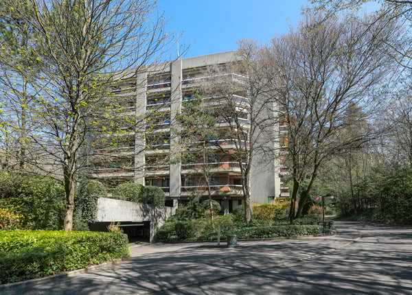 Place de parc à Frontenex 14