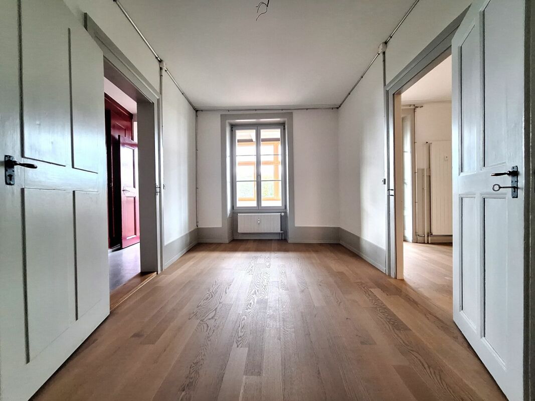 Bild Stilvolle 5.5-Zimmer-Altbauwohnung im Aarberger Stedtli!