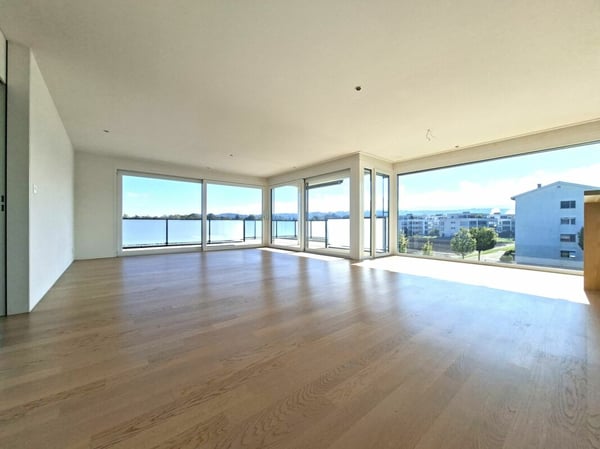 Einzigartige 1.5-Zimmer-Attika-Wohnung mit Blick ins Grüne 4