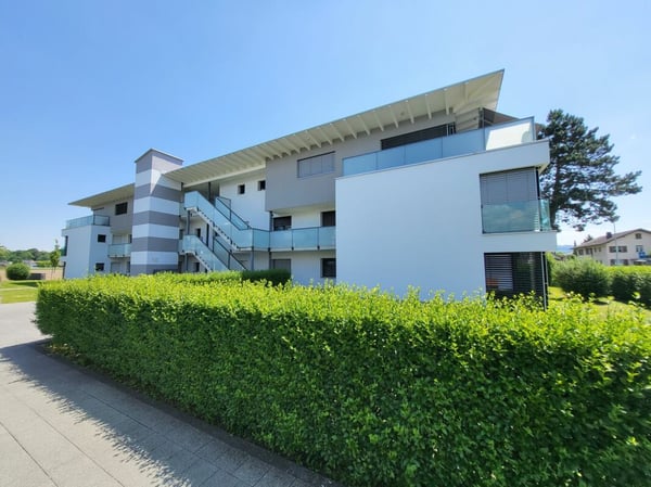 Einzigartige 1.5-Zimmer-Attika-Wohnung mit Blick ins Grüne 1