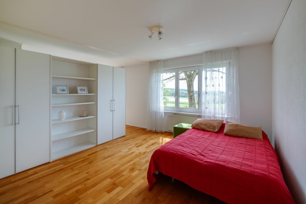 Casa unifamiliare con vista lago in posizione ottimale!