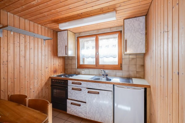 4.5-Zimmer-Einfamilienhaus mit Studiowohnung 11