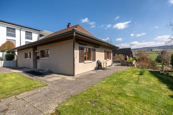 4.5-Zimmer-Einfamilienhaus mit Studiowohnung 2