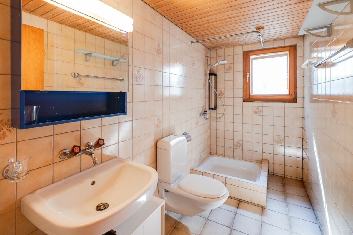 4.5-Zimmer-Einfamilienhaus mit Studiowohnung