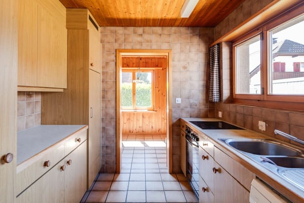 4.5-Zimmer-Einfamilienhaus mit Studiowohnung 5