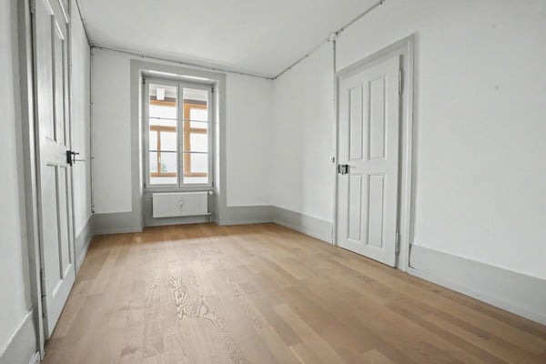 Stilvolle 4.5-Zimmer-Altbauwohnung im Aarberger Stedtli! 8
