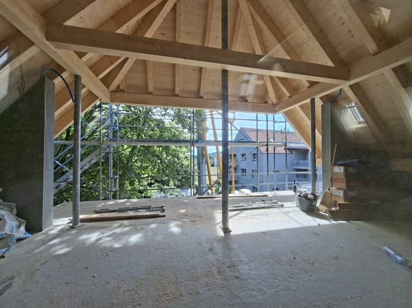 Erstvermietung einer einzigartigen 4.5-Zimmer-Duplexwohnung 2