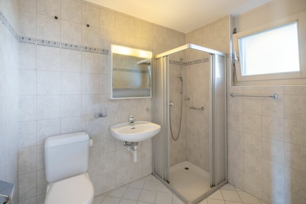 3.5-Zimmer-Wohnung in charmanten, altersgerechtem Mehrfamilienhaus 12