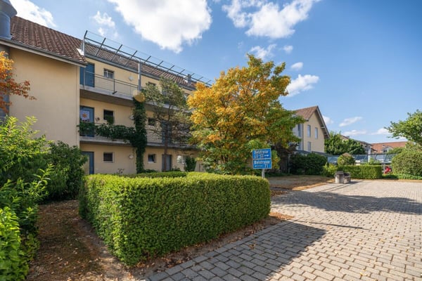 3.5-Zimmer-Wohnung in charmanten, altersgerechtem Mehrfamilienhaus 1
