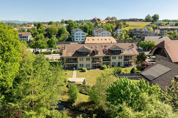 5.5-Zimmer-Wohnung in charmanten Mehrfamilienhaus direkt am Lyssbach 1
