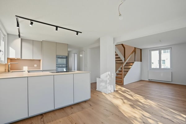 Wunderschönes Einfamilienhaus in Lyss 2