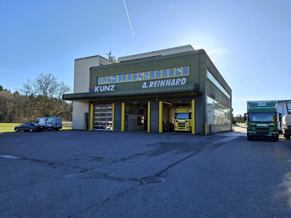 680 m² helle Geschäfts- und Bürofläche in Kallnach 1
