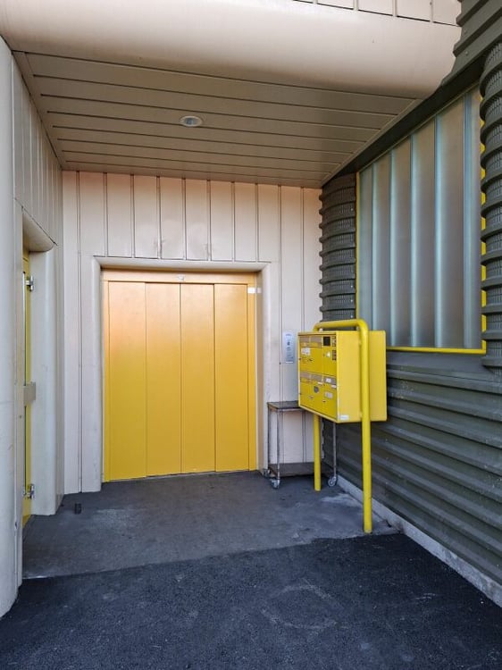 680 m² helle Geschäfts- und Bürofläche in Kallnach 3