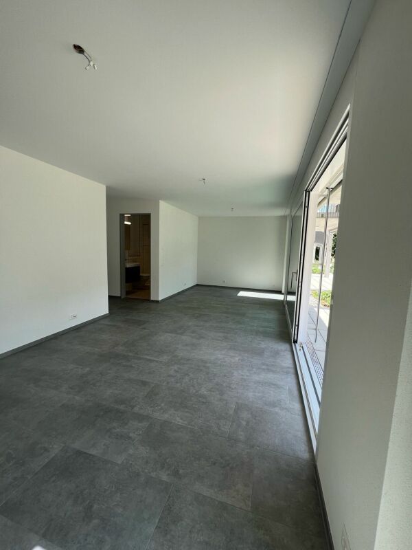 Moderne 1.5 Zimmerwohnung mit Balkon in Brugg