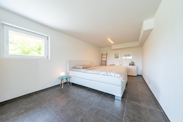 Modernes Einfamilienhaus mit 100m2 Wohnraum, gepflegte Gartenanlage mit Pool 20