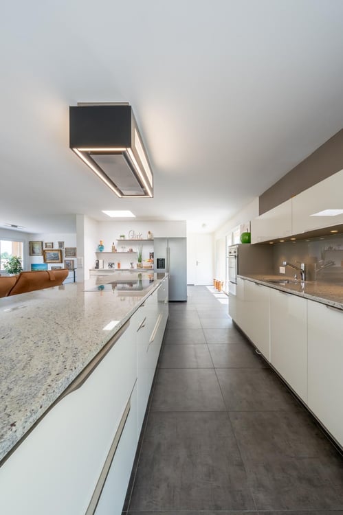 Modernes Einfamilienhaus mit 100m2 Wohnraum, gepflegte Gartenanlage mit Pool 14