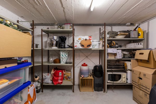 Grosszügiges 1-Zimmer-Einfamilienhaus mit Garten und Landreserve 37