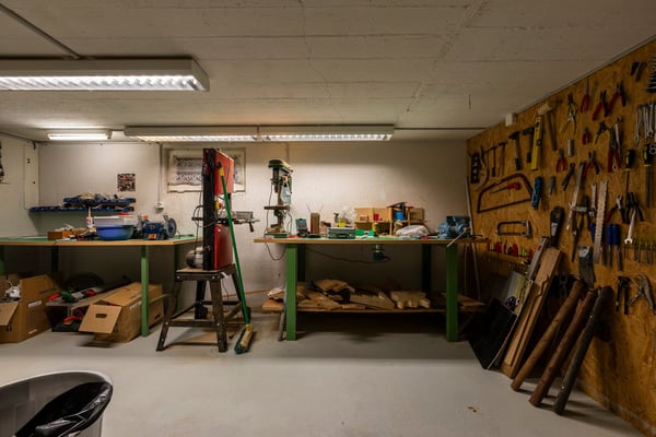 Grosszügiges 1-Zimmer-Einfamilienhaus mit Garten und Landreserve 16