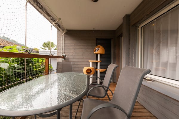 Grosszügiges 1-Zimmer-Einfamilienhaus mit Garten und Landreserve 24