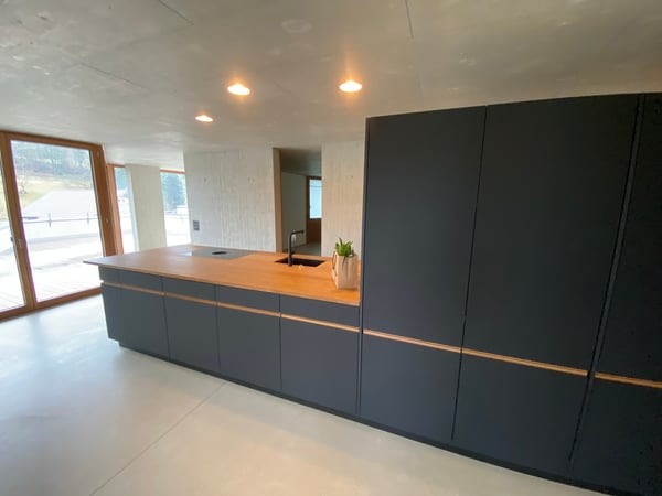 1.5 Zi.-Duplexwohnung – Sichtbeton-Meisterwerk 9