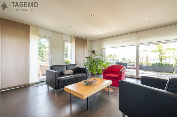 Ihr Reich über den Dächern – gesamtes oberstes Stockwerk mit Liftzugang direkt zur Attika-Wohnung 13