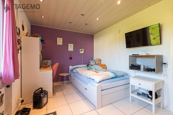 Charmantes Einfamilienhaus mit Pool in ruhiger Lage von Safenwil 18