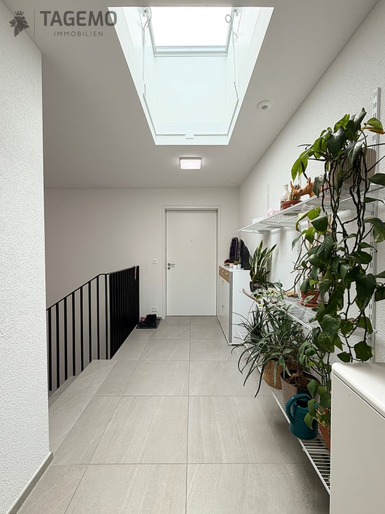 Neuwertige 3.5 Zimmer-Attikawohnung, die sich wie deutlich mehr anfühlt. 13
