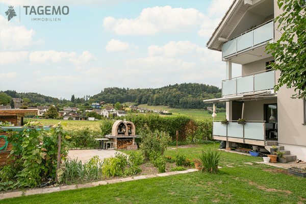 Zwei Wohnungen. Ein Haus. Viele Möglichkeiten für eine Investition. 19