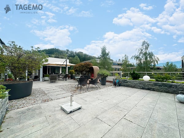 2 Gehminuten zum See. 100 m² Terrasse. Eine seltene Kombination. 17