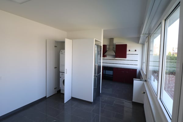 Wunderschöne, helle Parterre-Wohnung direkt beim Flughafen Bern-Belp 4