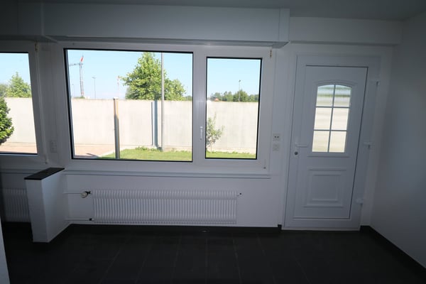 Wunderschöne, helle Parterre-Wohnung direkt beim Flughafen Bern-Belp 8