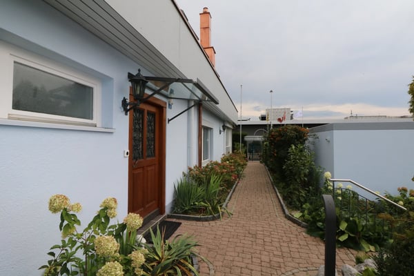 Wunderschöne, helle Parterre-Wohnung direkt beim Flughafen Bern-Belp 27