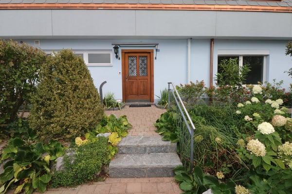 Wunderschöne, helle Parterre-Wohnung direkt beim Flughafen Bern-Belp 28