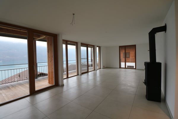 Lichtdurchflutete 3 ½ Zimmerwohnung mit grossem Balkon und traumhafter Seesicht 4