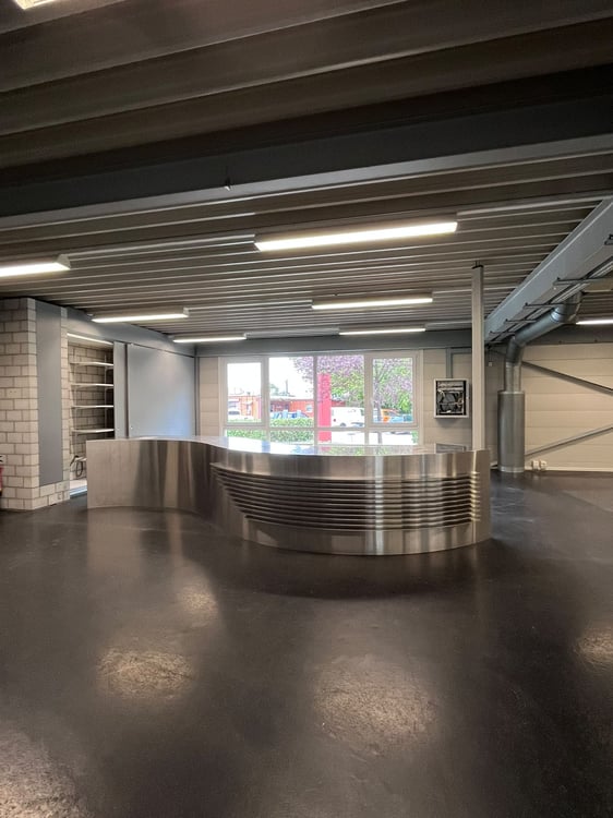 Grosszügiger Gewerberaum in der Industriezone Uetendorf 7