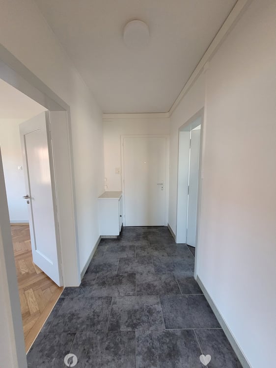Helle 3-Zimmerwohnung mit zwei Balkone 7
