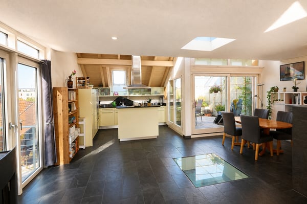 5 1/2 Zi. Duplex mit toller Dachterrasse 2