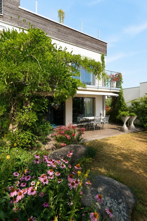 Moderne Architektur trifft auf familienfreundliches Wohnen 3