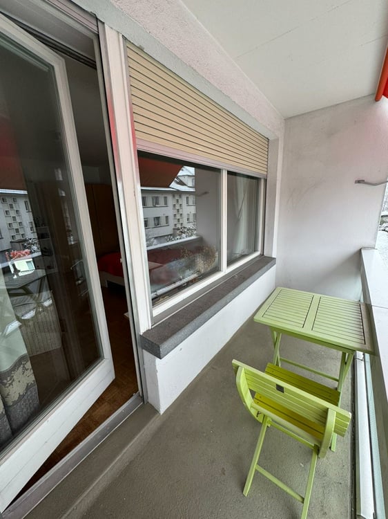 schöne 2.5 - Zimmerwohnung mit Balkon 2