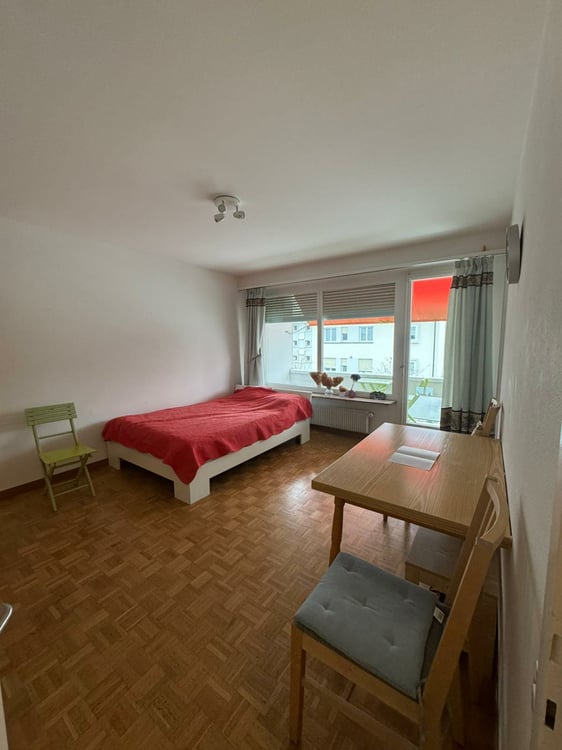 schöne 2.5 - Zimmerwohnung mit Balkon 5