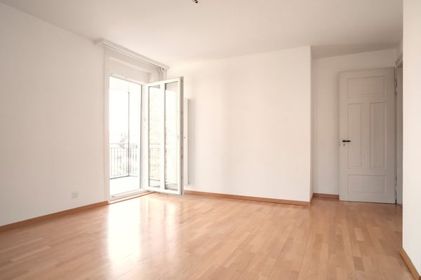 Geräumige, ruhige und renovierte Altbauwohnung mit Balkon 7