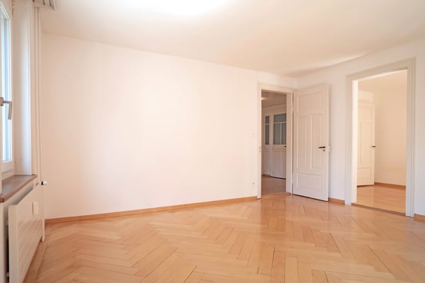 Geräumige, ruhige und renovierte Altbauwohnung mit Balkon 8