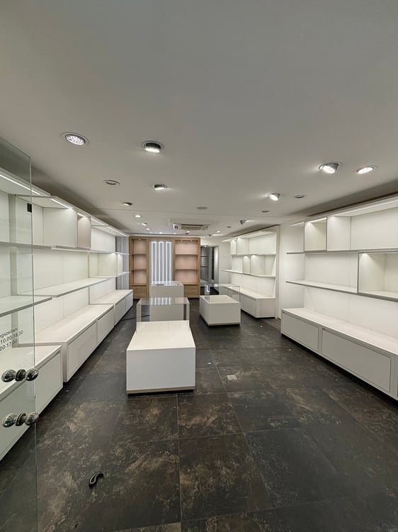 Attraktive Ladenfläche (16m2) im Herzen der Altstadt Bern 3