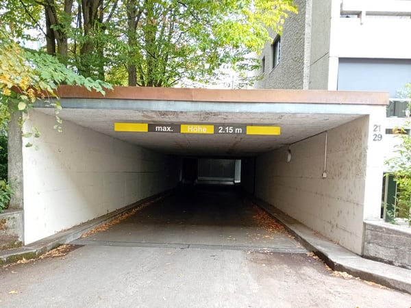 Einstellhallenplatz zentralgelegen Stadtzentrum/Breitenrain 1