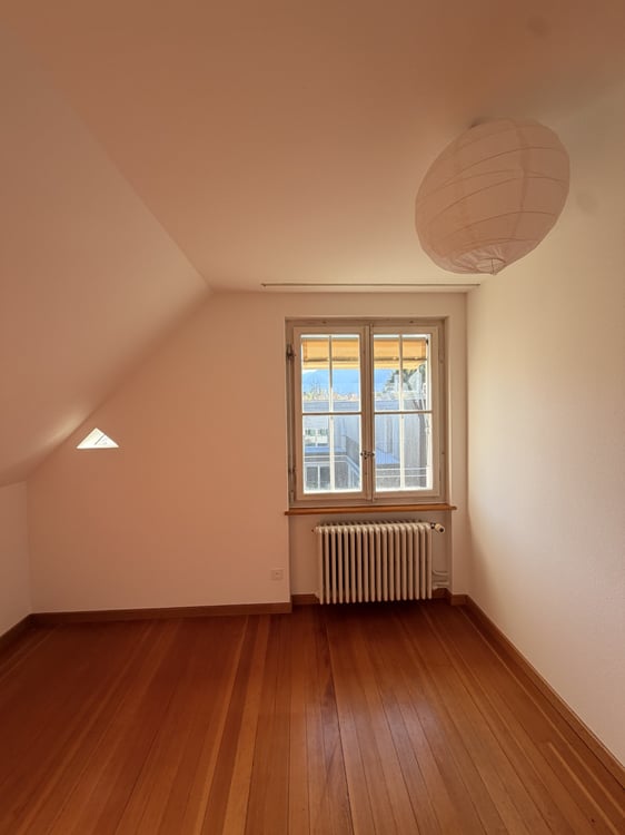Einfamilienhaus zur Miete in ruhigem Hünibach 2